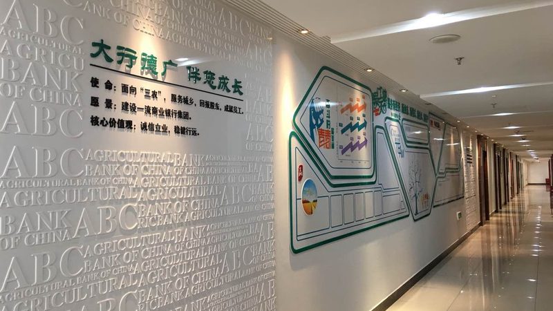 商场灯箱设计制作：从创意到成品的全流程解析**